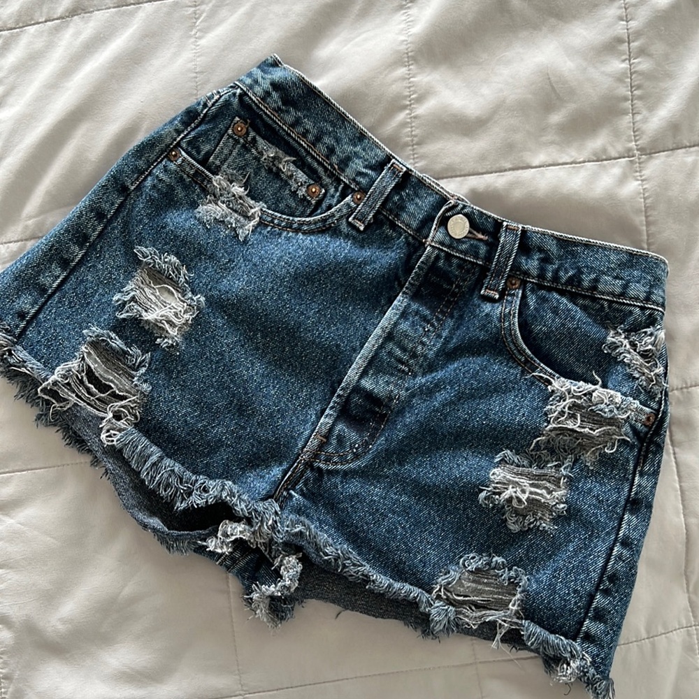 Vintage high waisted denim shorts